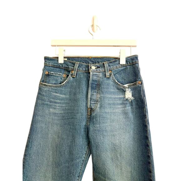 Levi's 501 Cropped in Charleston Fun Size 28 x 26 - Picture 4 of 5